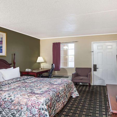 Days Inn By Wyndham Lenoir City Eksteriør bilde